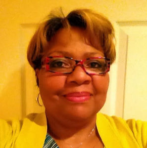 Meet your Posher, Debi